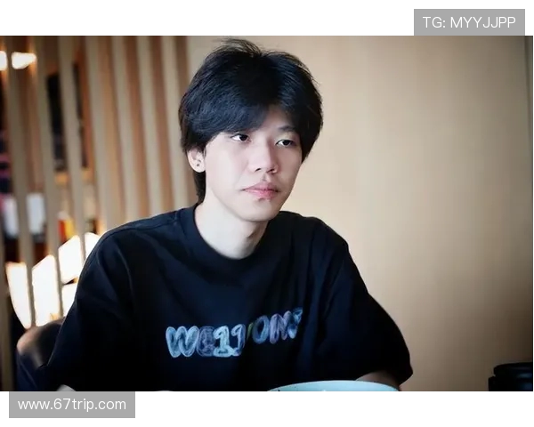 BLG与TES激战正酣 谁能笑到最后争夺冠军宝座 BLG与TES激战正酣 谁能笑到最后争夺冠军宝座